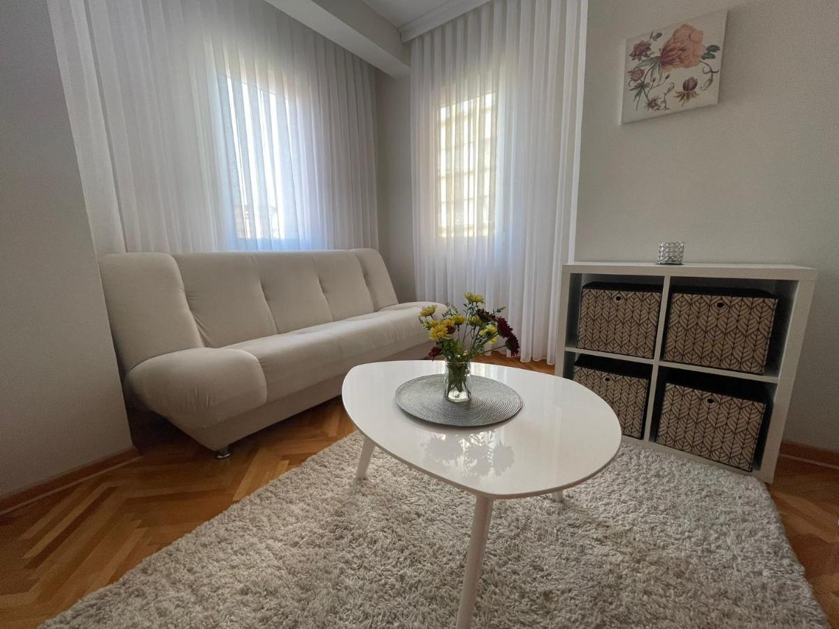 Apartman Filip Lux City Center Новий Пазар Екстер'єр фото