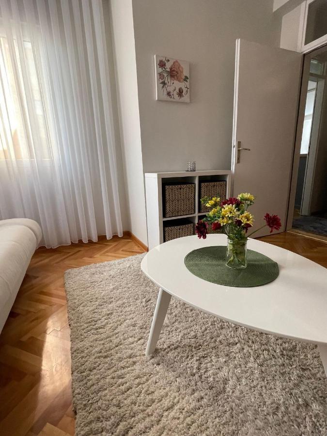 Apartman Filip Lux City Center Новий Пазар Екстер'єр фото